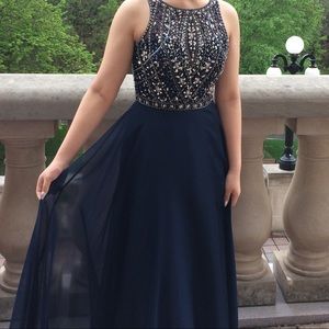 Dark/navy blue prom dress